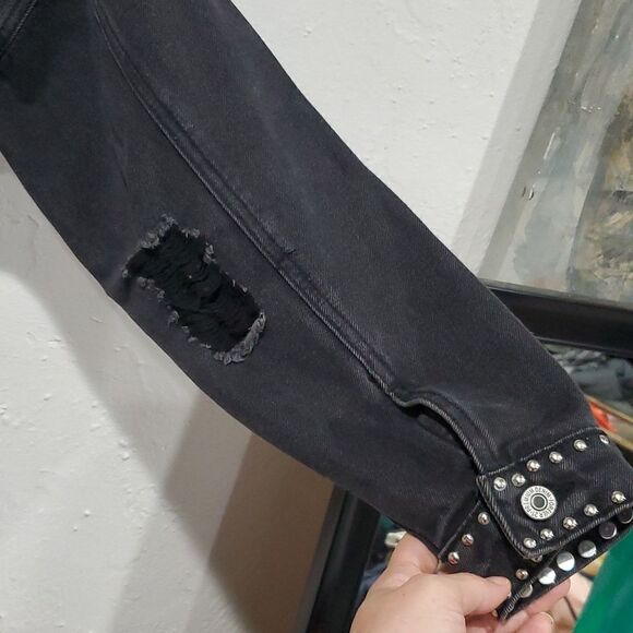 Cropped Distressed & Studded Black Jean Jacket Size XS Oversized - Picture 11 of 16
